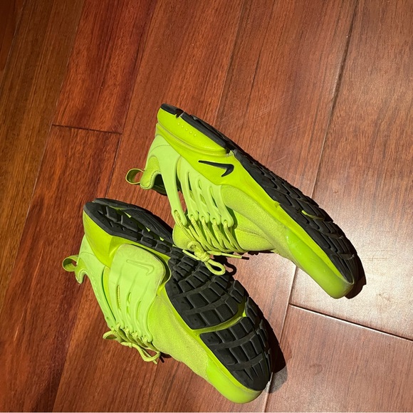 Nike Neon green sneaker - Picture 5 of 8